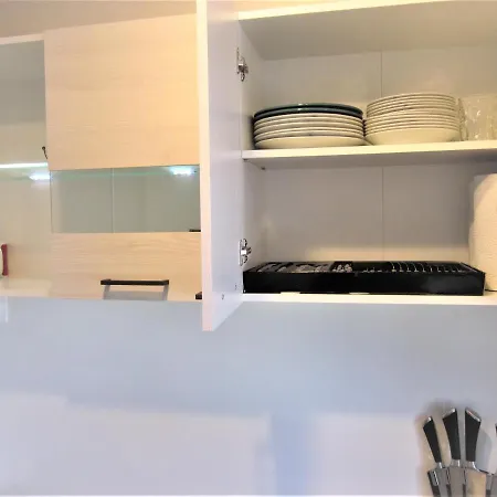 Location Appartement 4 Pieces Proche Centre-Ville Et Autoroutes Melun Esterno foto